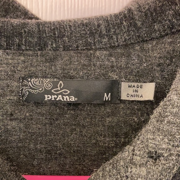 Prana long sleeve Henley - Picture 4 of 4